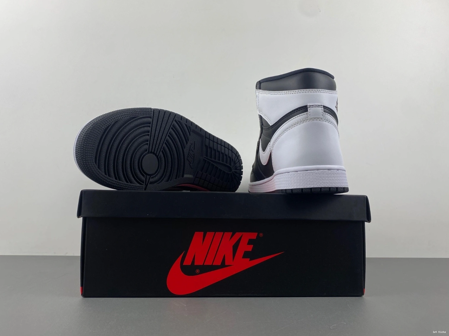 White Jordan DZ5485-010 Air Black 1 1111